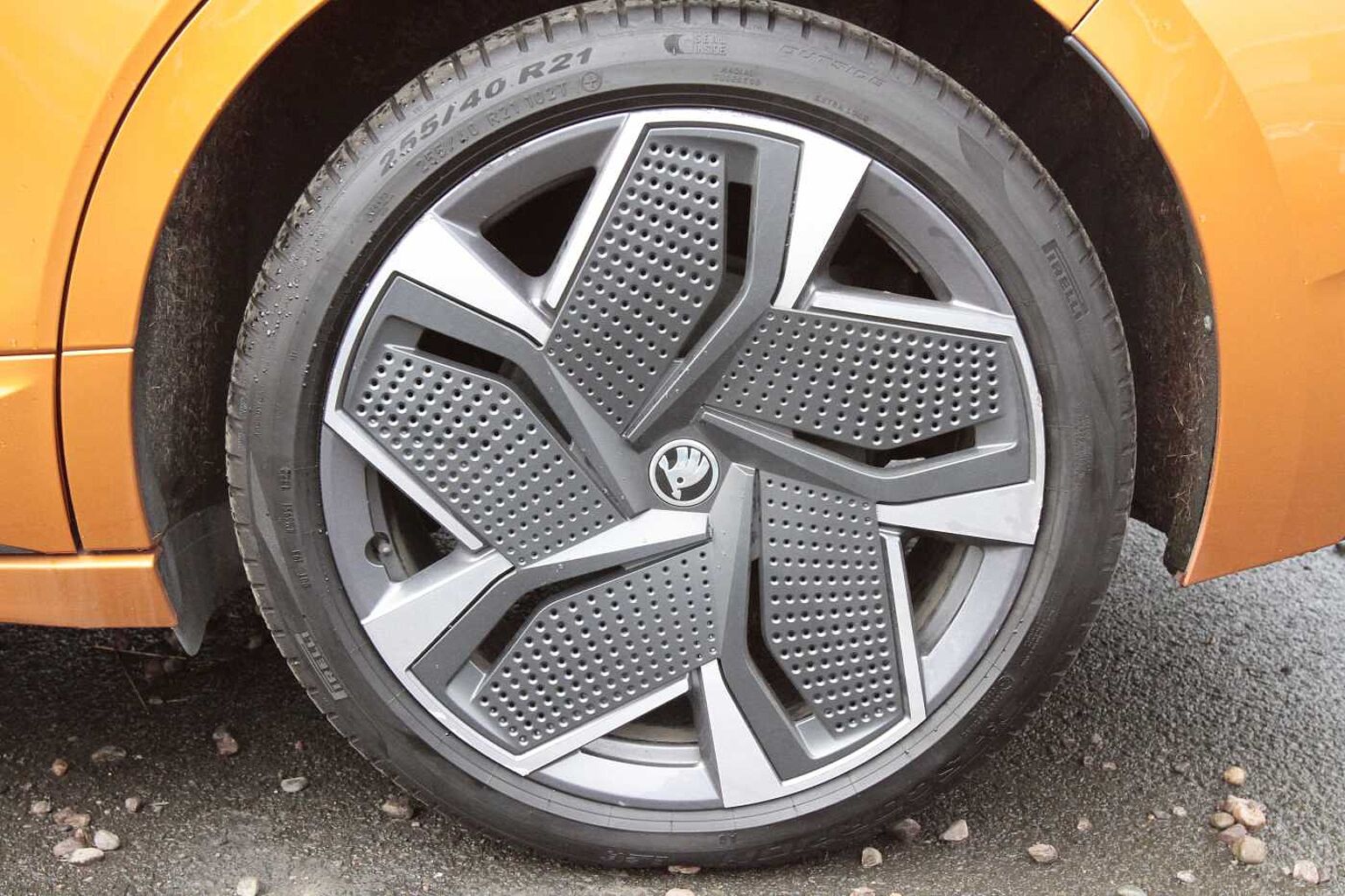 SKODA Enyaq Coupe iV vRS 80x 82 kWh 299 PS Single speed 4x4
