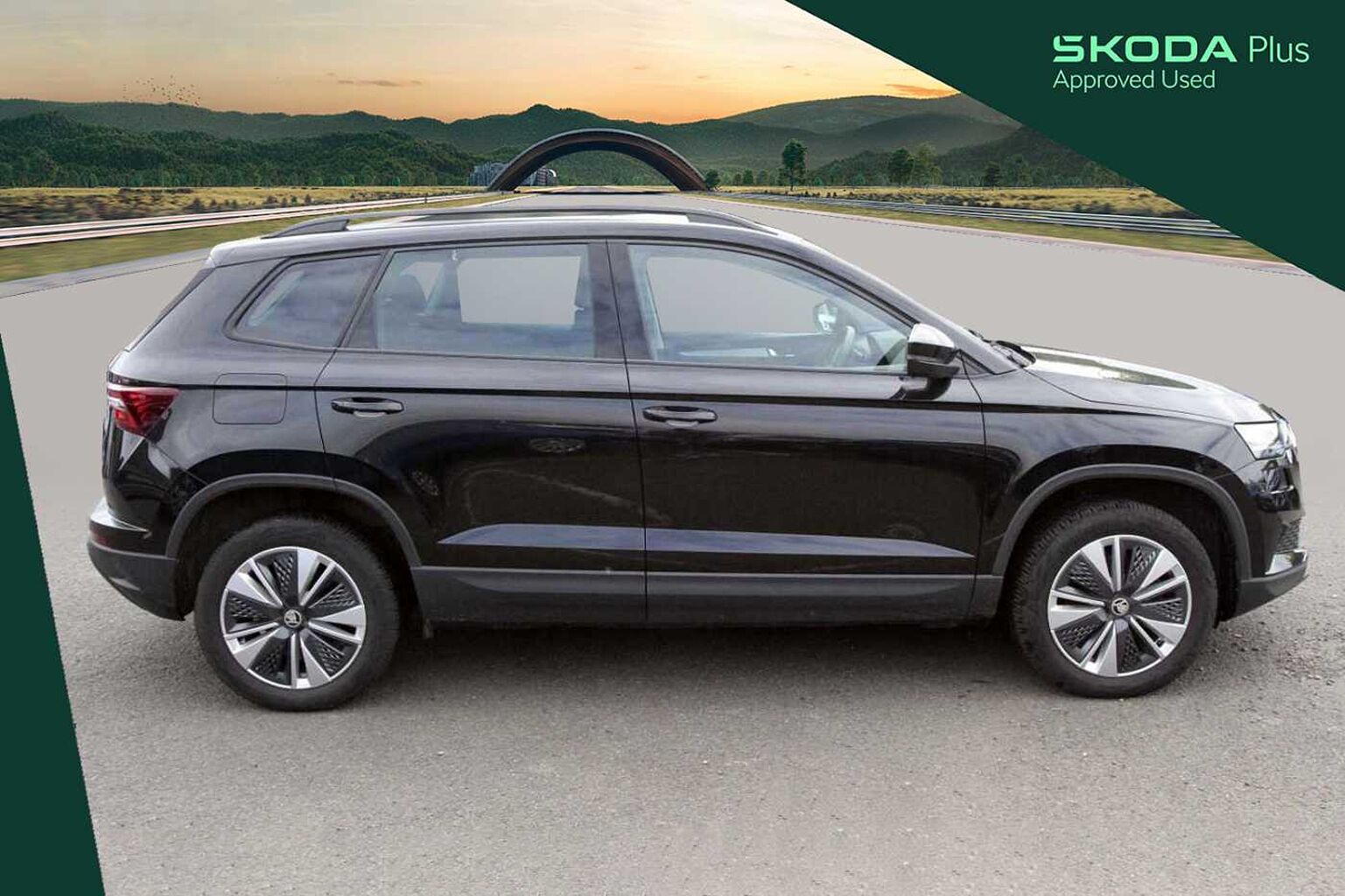 SKODA Karoq SE Drive 1.5 TSI 150 PS DSG **AUTOMATIC**